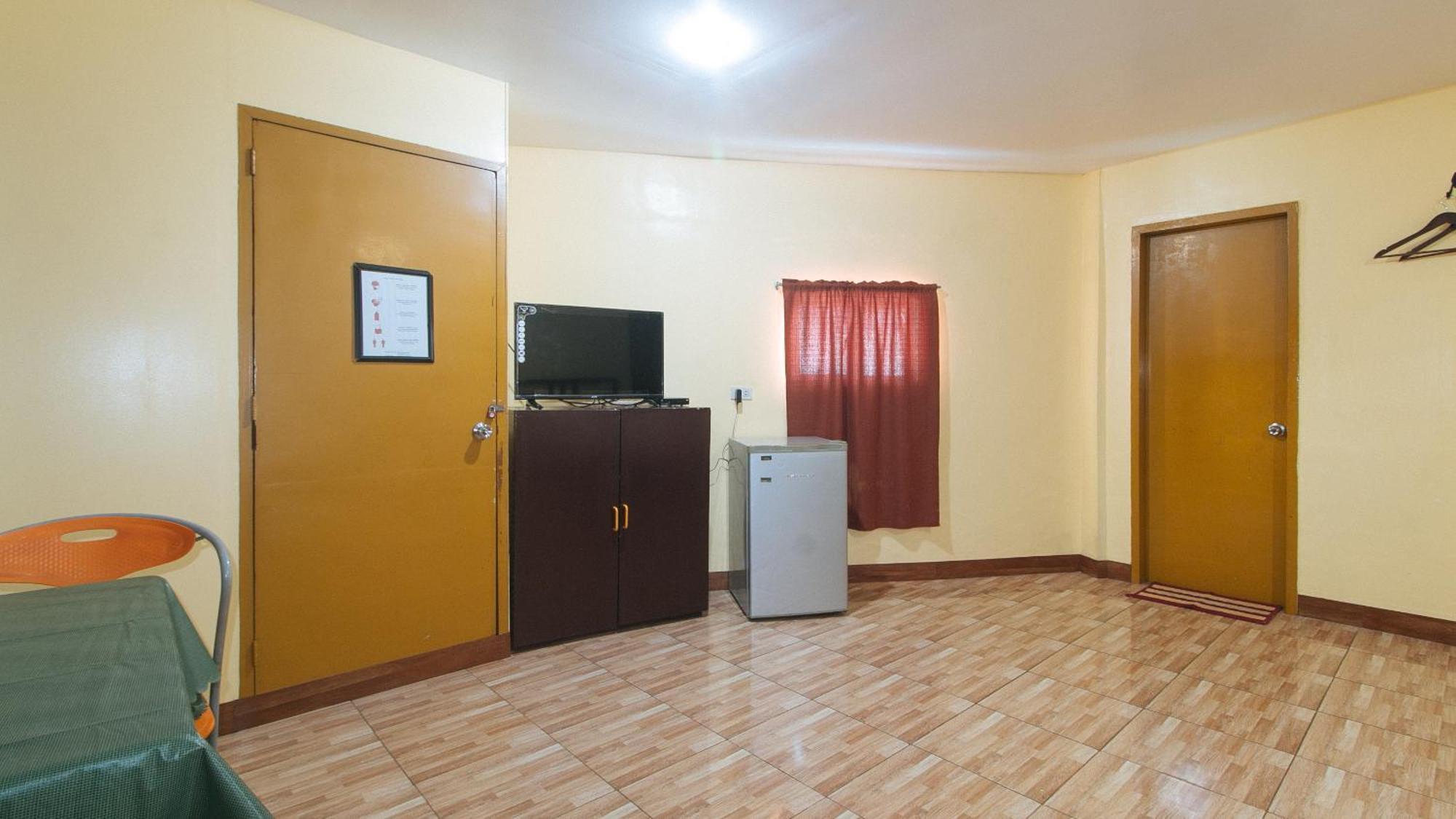 Elegance Guesthouse Pasay Esterno foto