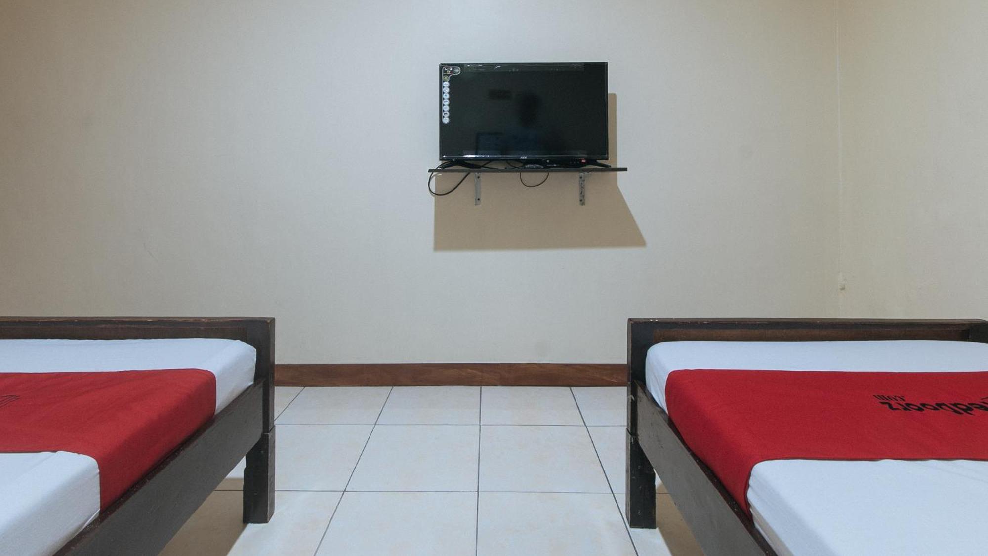 Elegance Guesthouse Pasay Esterno foto