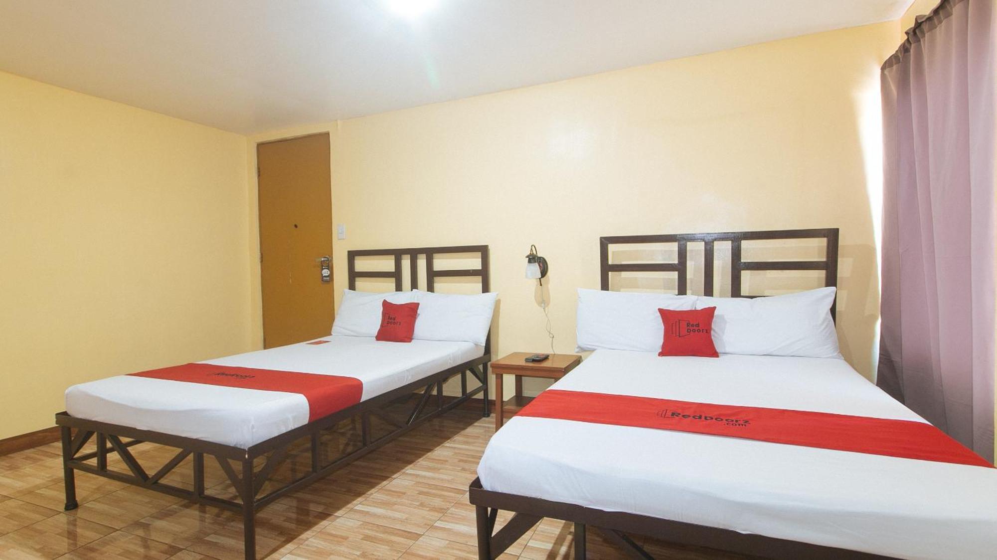 Elegance Guesthouse Pasay Esterno foto