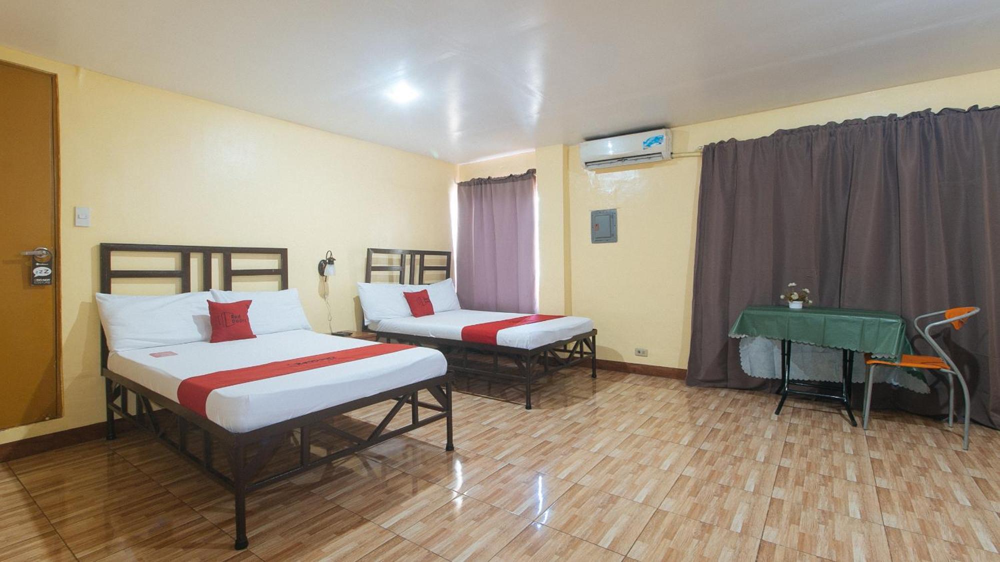 Elegance Guesthouse Pasay Esterno foto