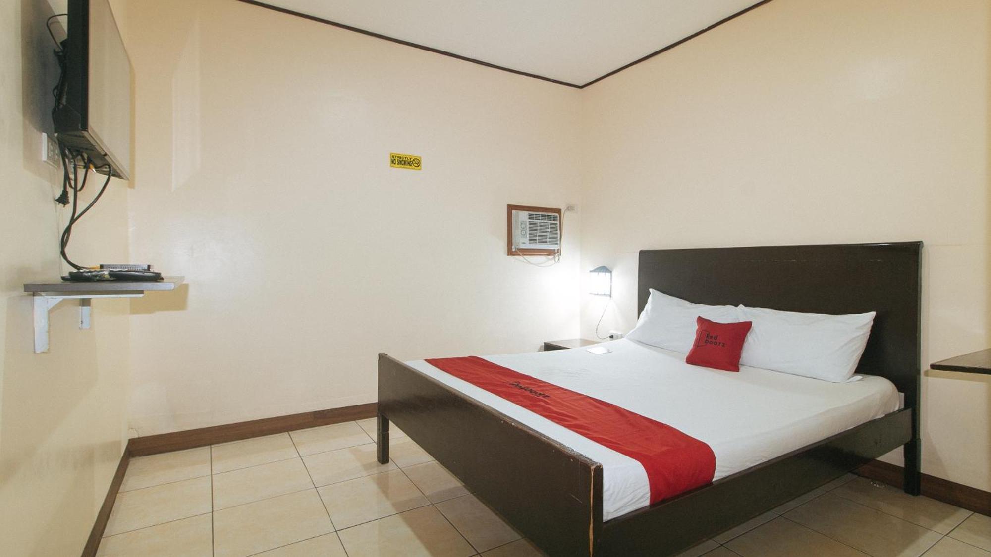 Elegance Guesthouse Pasay Esterno foto