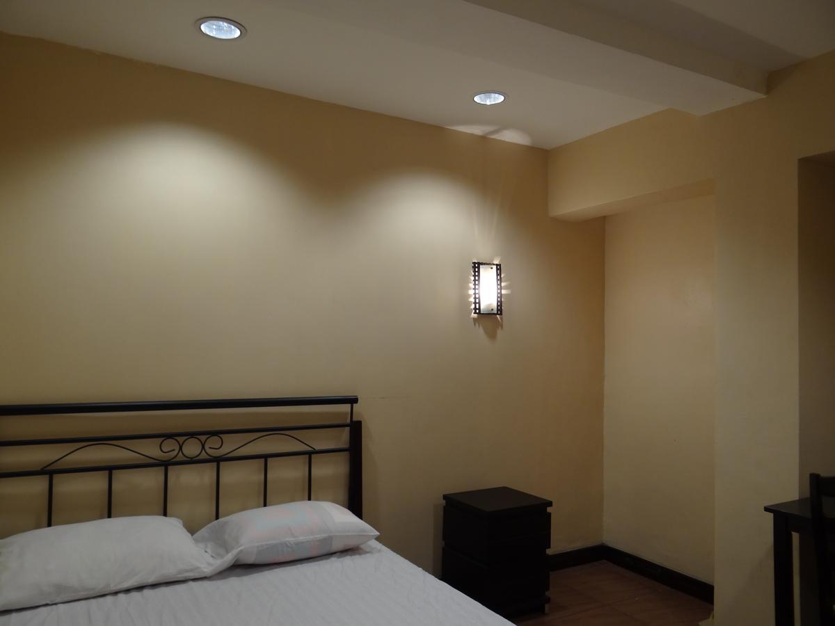 Elegance Guesthouse Pasay Esterno foto